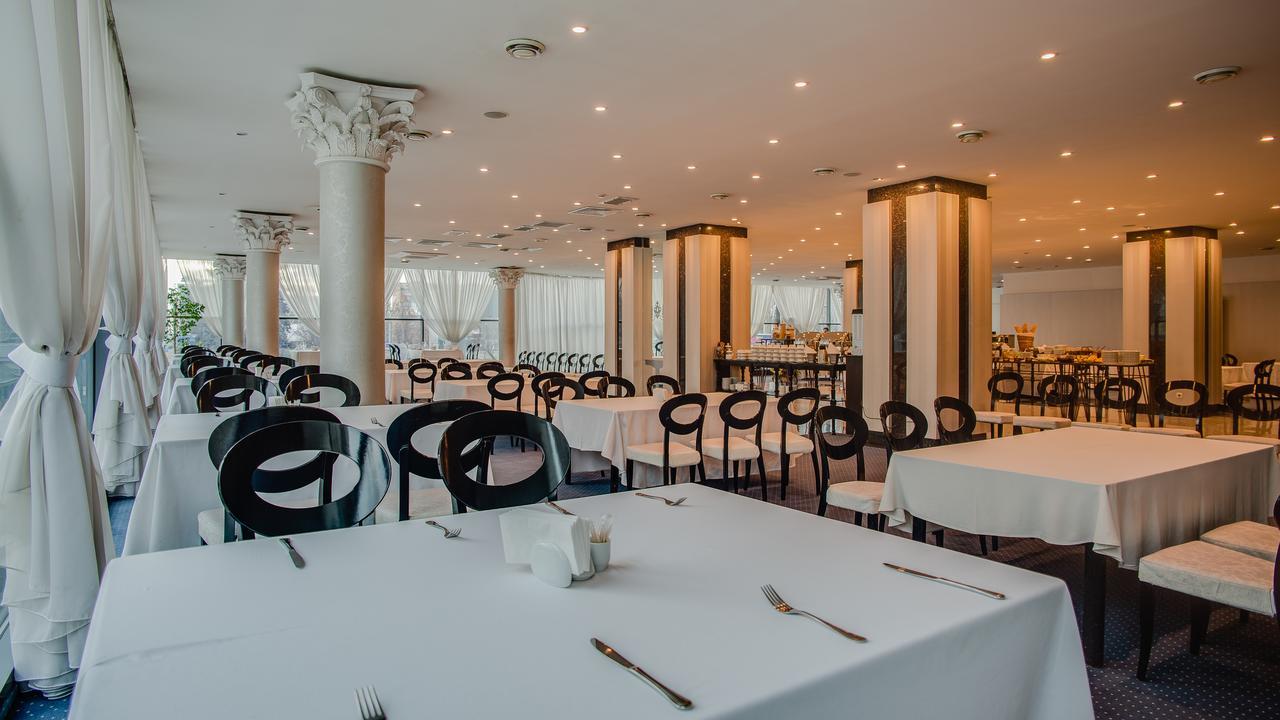 国际旅行社酒店 Zaporizhia 外观 照片